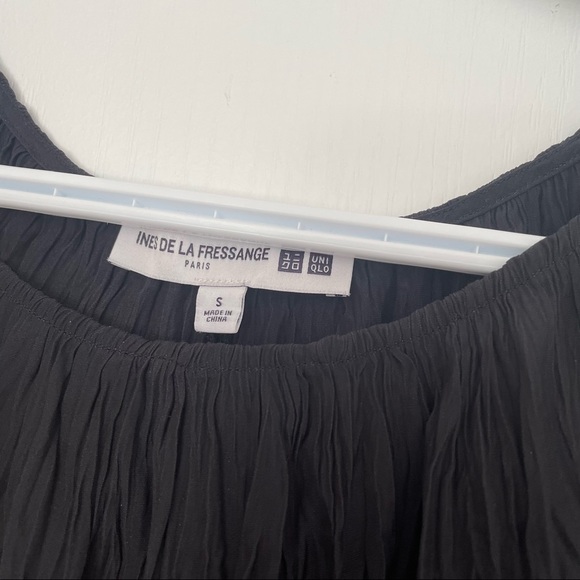 Uniqlo ines de la fressange Crinkle Black shirt - Picture 4 of 4
